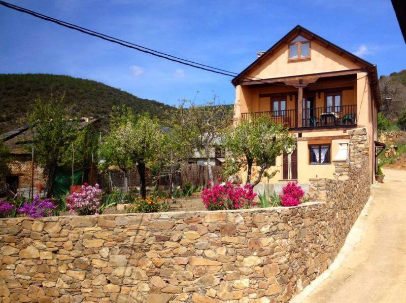 Вилла El Mirador Del Bierzo Техедо Экстерьер фото