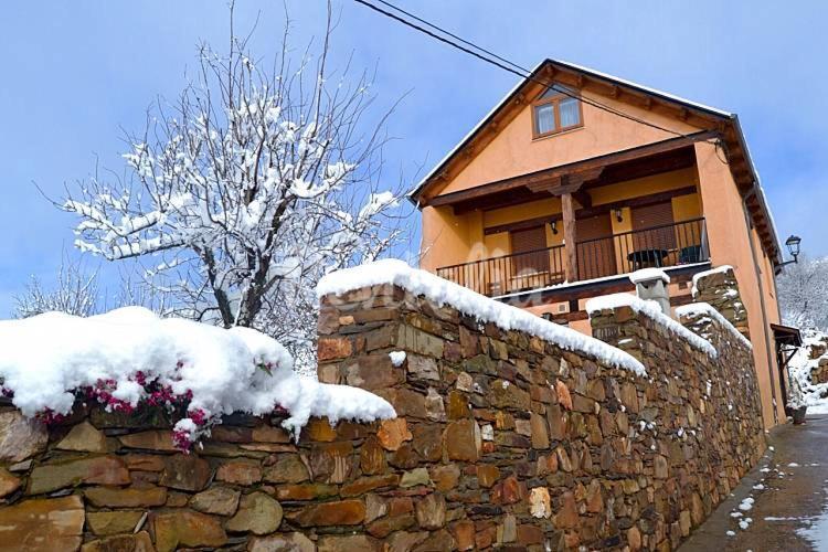 Вилла El Mirador Del Bierzo Техедо Экстерьер фото